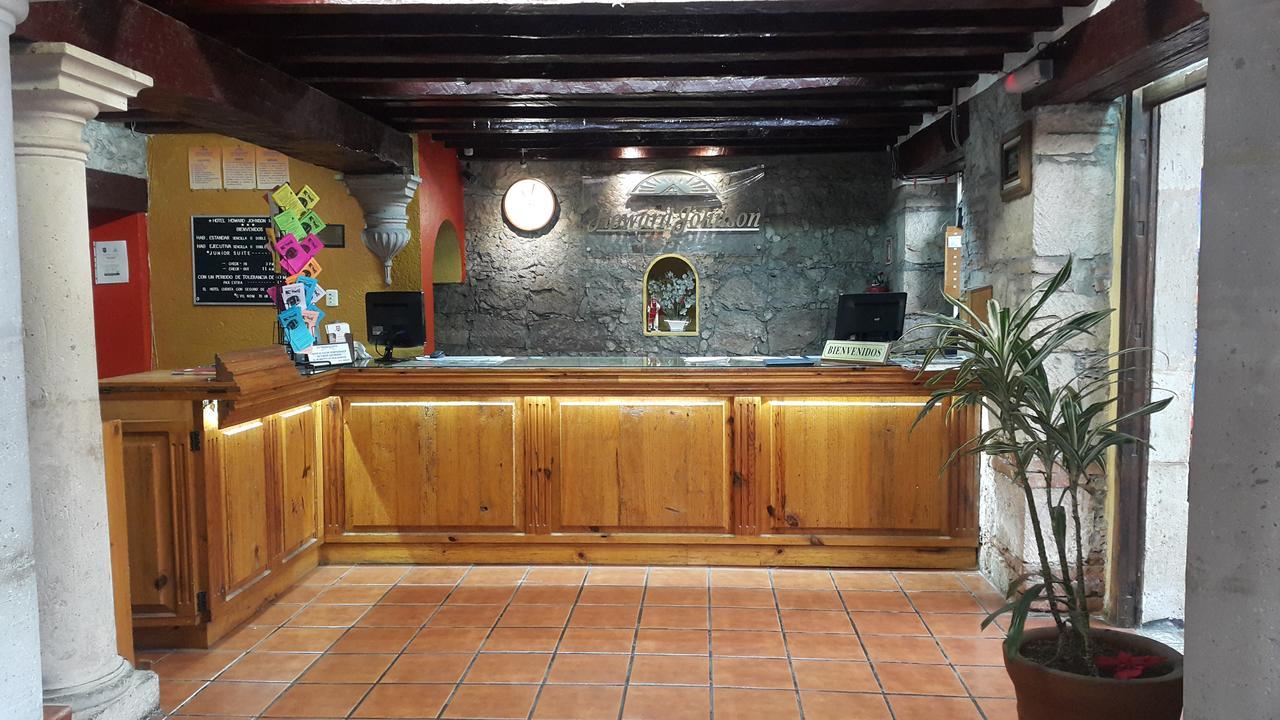 Howard Johnson By Wyndham Morelia Calle Real Exteriér fotografie