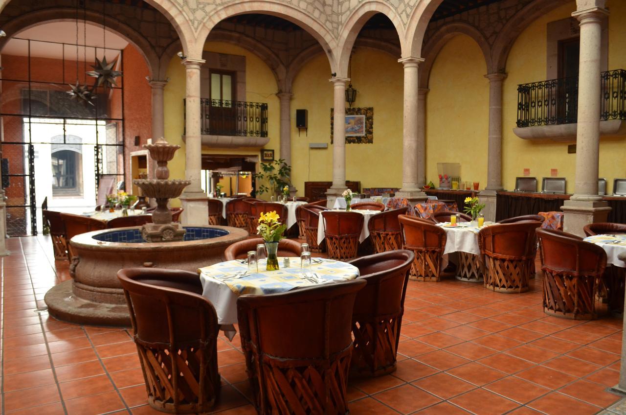 Howard Johnson By Wyndham Morelia Calle Real Exteriér fotografie